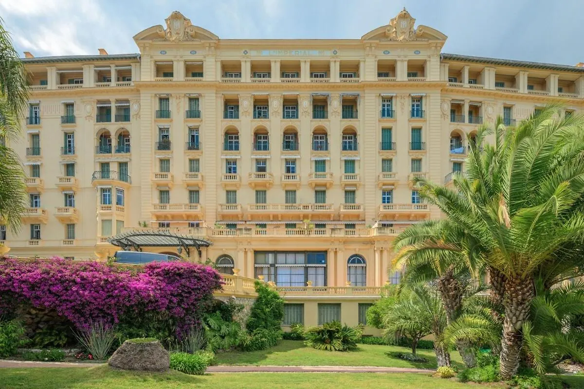Le Coq Imperial - Parking - Spacieux Menton France