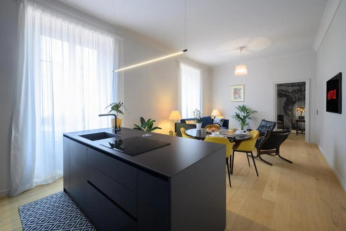 Le Coq Imperial - Parking - Spacieux Menton