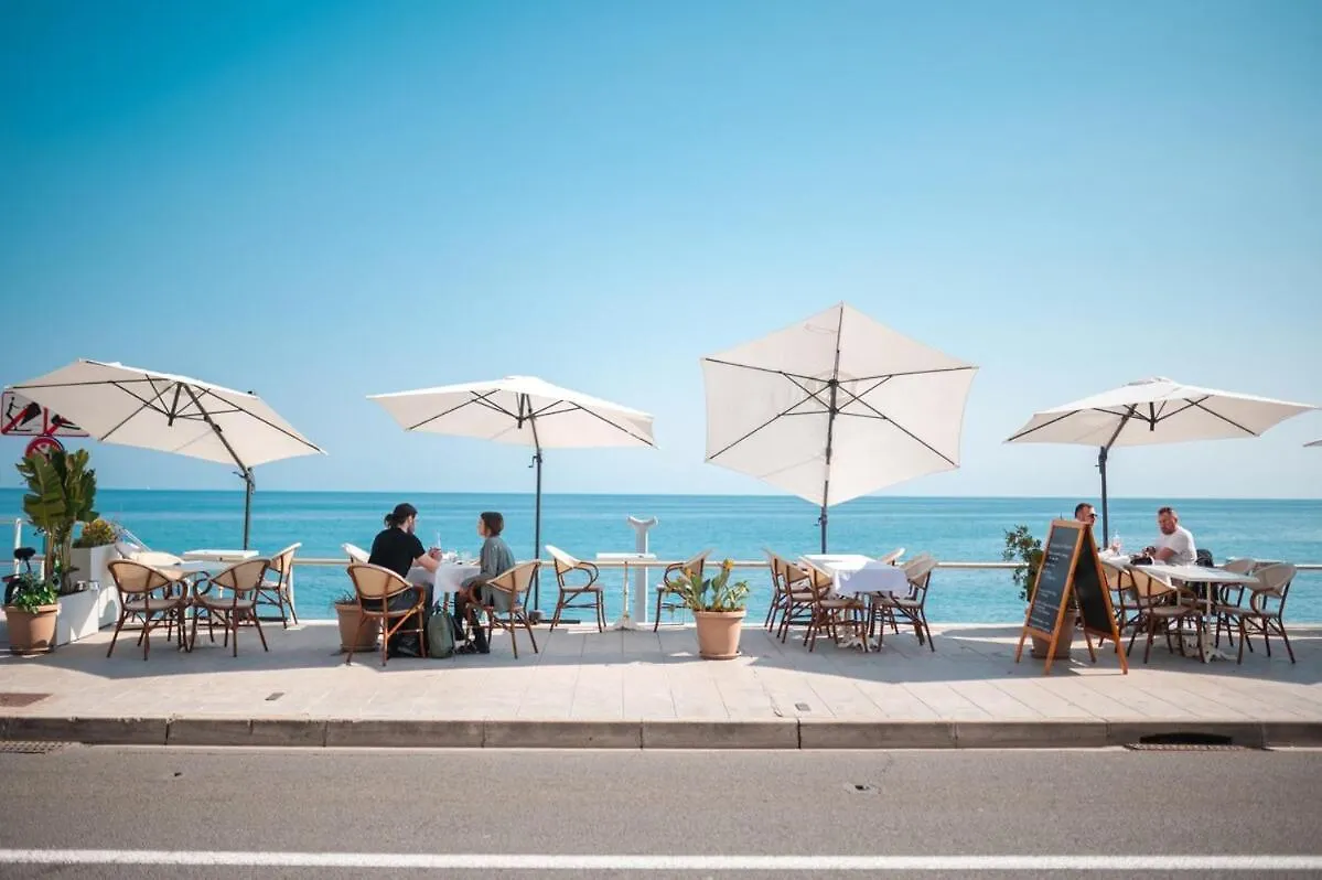 Le Coq Imperial - Parking - Spacieux Menton 0*,  France